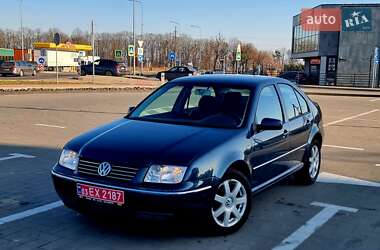 Седан Volkswagen Bora 2005 в Луцке