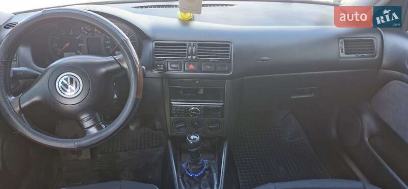 Седан Volkswagen Bora 2000 в Львове
