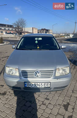 Седан Volkswagen Bora 2002 в Червонограде