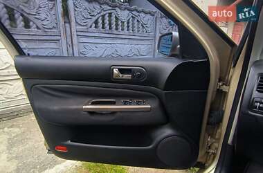 Седан Volkswagen Bora 2001 в 