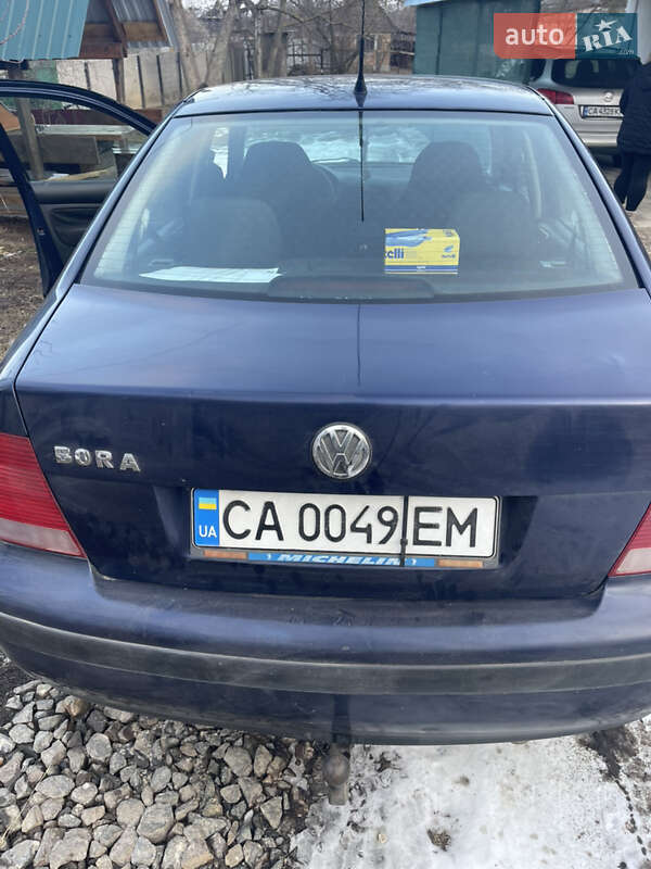 Volkswagen Bora 2002