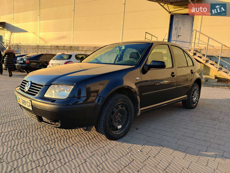 Седан Volkswagen Bora 2005 в Щирце