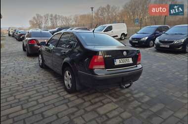 Седан Volkswagen Bora 1999 в Киеве