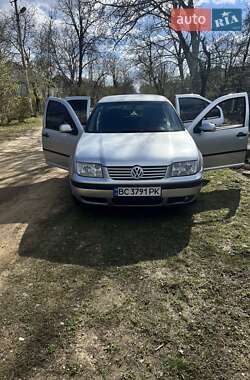 Volkswagen Bora 2003
