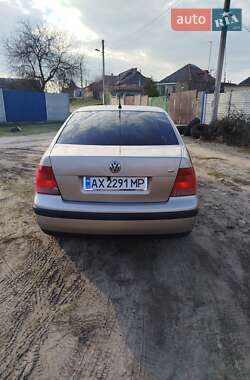 Седан Volkswagen Bora 2004 в 