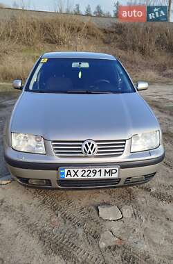 Седан Volkswagen Bora 2004 в 
