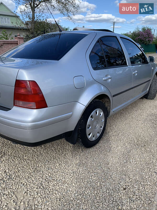 Седан Volkswagen Bora 2001 в Коломые