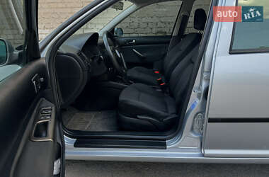 Седан Volkswagen Bora 2001 в 