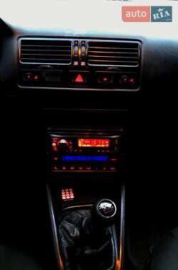 Седан Volkswagen Bora 2003 в 