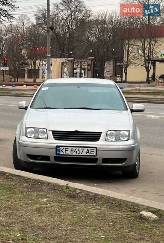 Volkswagen Bora 2000