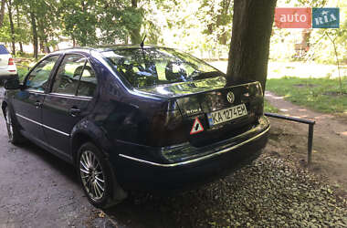 Седан Volkswagen Bora 2002 в 