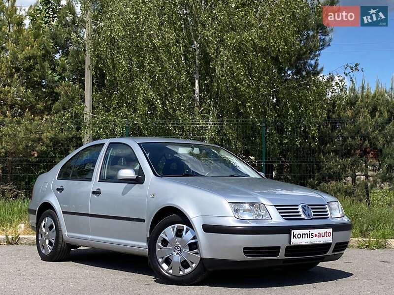 Volkswagen Bora 2001