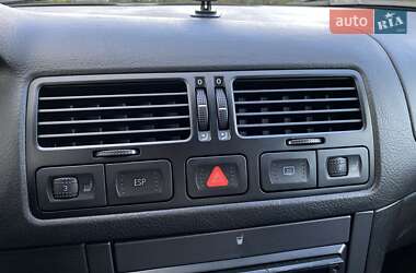 Седан Volkswagen Bora 2001 в 