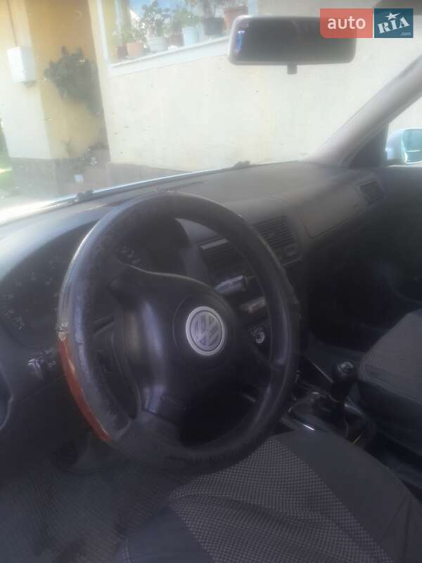 Седан Volkswagen Bora 2003 в Рахові