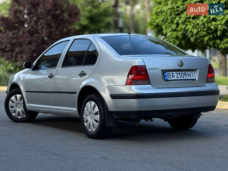 Седан Volkswagen Bora 2003 в Дніпрі