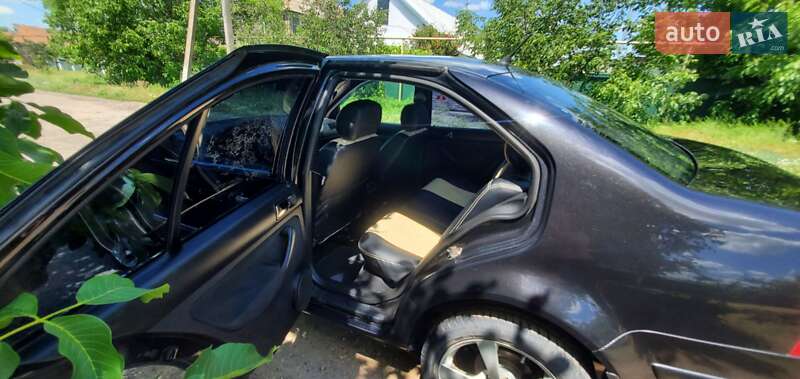 Седан Volkswagen Bora 2003 в Великій Михайлівці