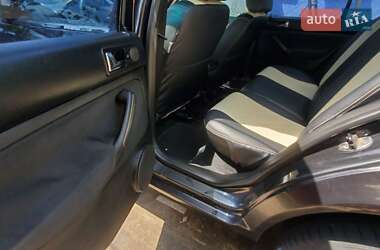 Седан Volkswagen Bora 2003 в 