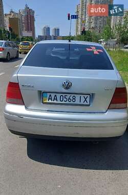 Седан Volkswagen Bora 2004 в 