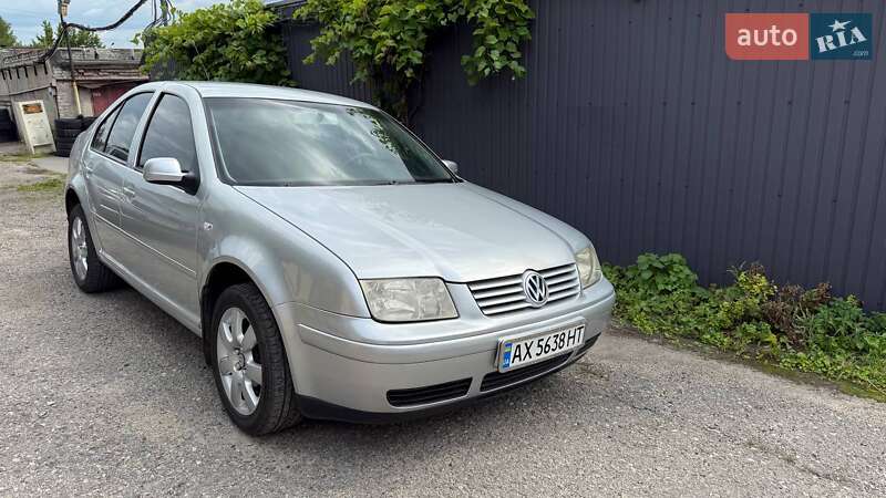 Volkswagen Bora 2003