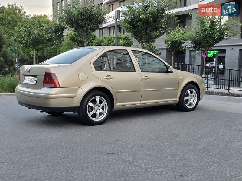 Седан Volkswagen Bora 2002 в Львове