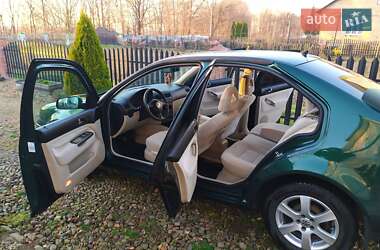 Седан Volkswagen Bora 2000 в 