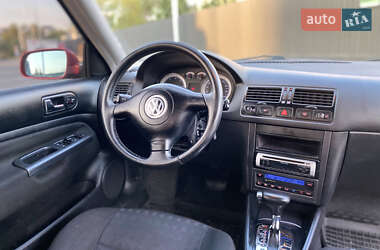 Седан Volkswagen Bora 2001 в 