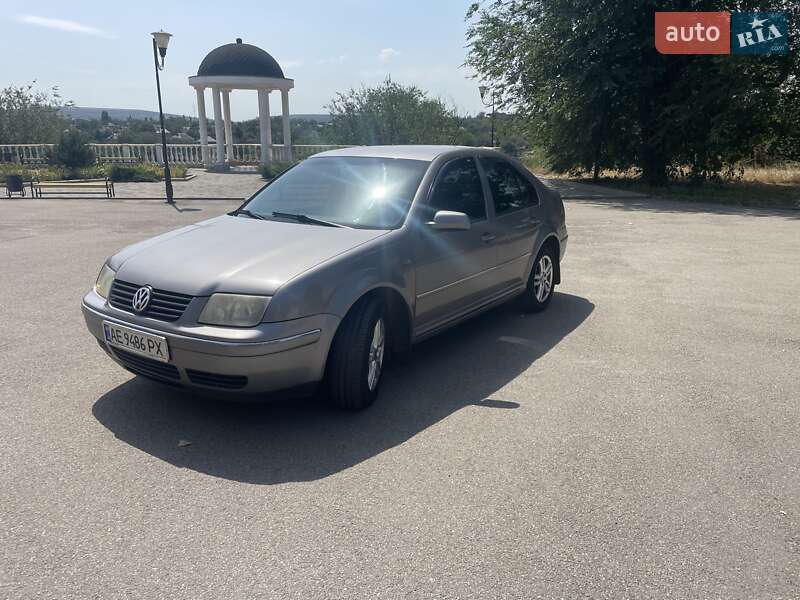 Седан Volkswagen Bora 2002 в Кривом Роге