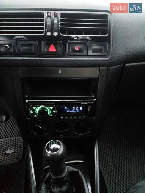 Седан Volkswagen Bora 2000 в Вінниці