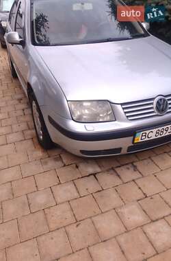 Седан Volkswagen Bora 2004 в Львові