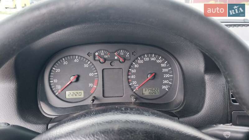 Седан Volkswagen Bora 2001 в Баришівка