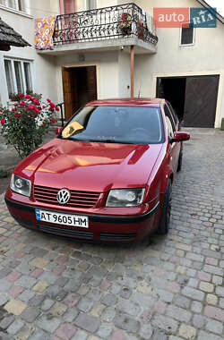 Седан Volkswagen Bora 2000 в Жидачове