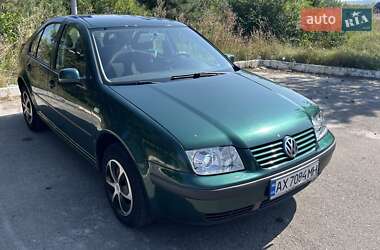 Седан Volkswagen Bora 2001 в Золочеве