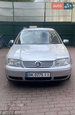 Седан Volkswagen Bora 2000 в Костополе