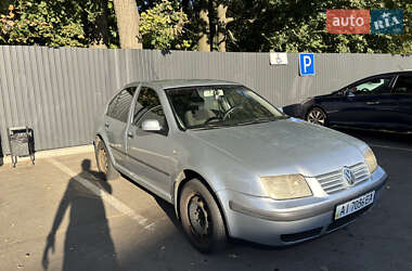 Седан Volkswagen Bora 2001 в  фото 7 Седан Volkswagen Bora 2001 в