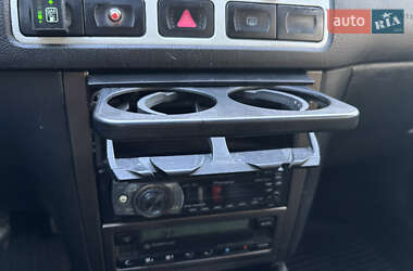Седан Volkswagen Bora 2001 в  фото 15 Седан Volkswagen Bora 2001 в