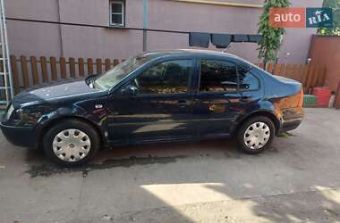 Седан Volkswagen Bora 2000 в Берегово