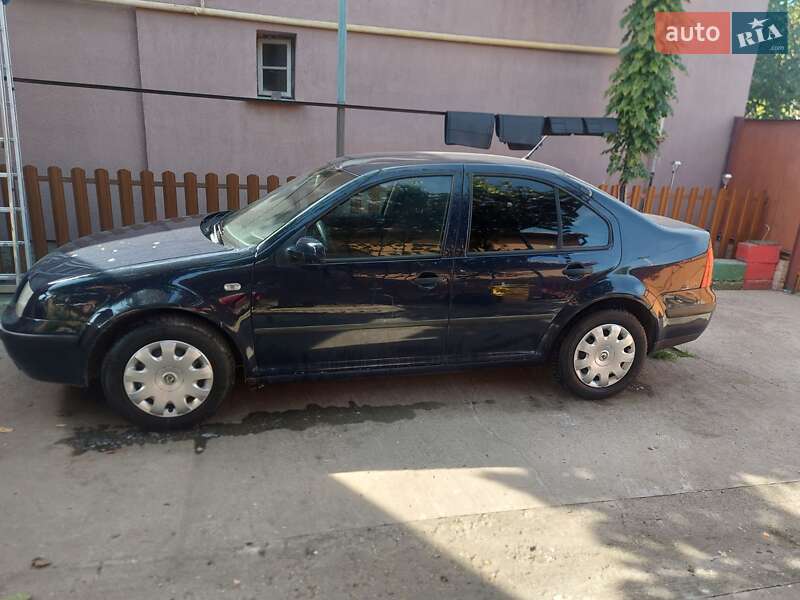 Volkswagen Bora 2000