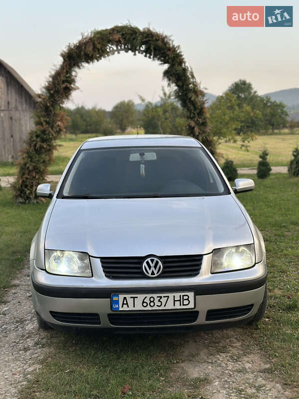 Седан Volkswagen Bora 2002 в Косове фото Седан Volkswagen Bora 2002 в Косове
