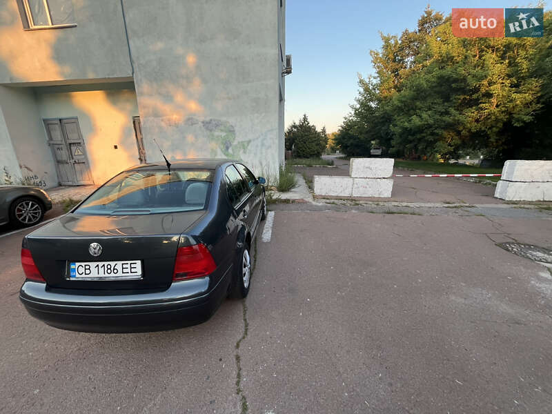 Седан Volkswagen Bora 2000 в Чернигове