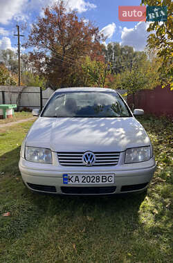 Седан Volkswagen Bora 2002 в Прилуках