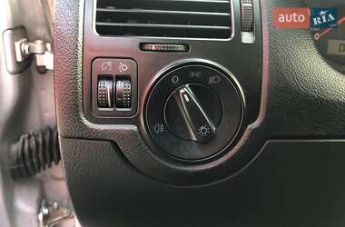 Седан Volkswagen Bora 2004 в 