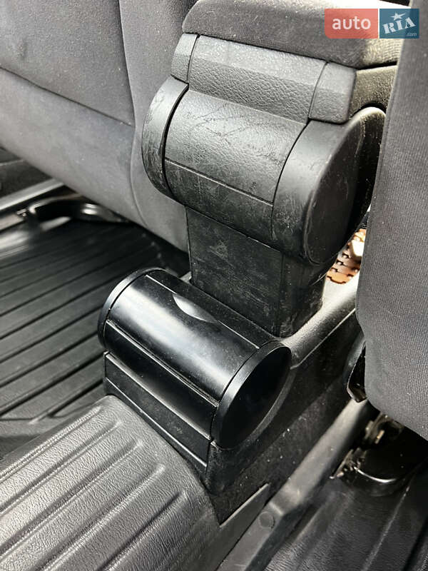 Седан Volkswagen Bora 2002 в Дніпрі фото 34 Седан Volkswagen Bora 2002 в Дніпрі