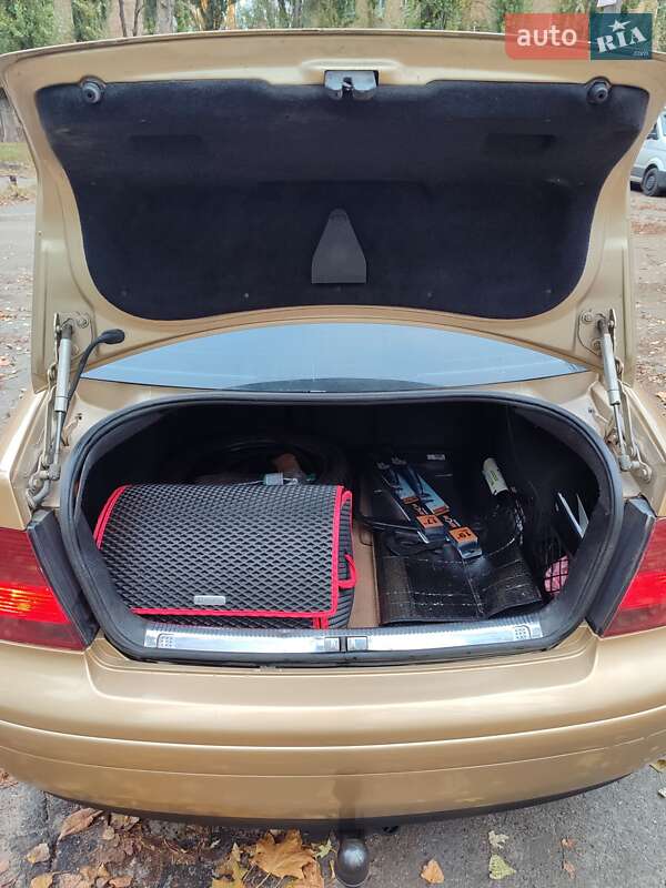 Седан Volkswagen Bora 2002 в Киеве фото 4 Седан Volkswagen Bora 2002 в Киеве