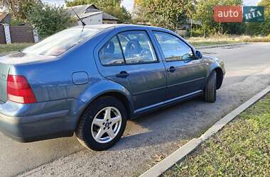 Седан Volkswagen Bora 2000 в 