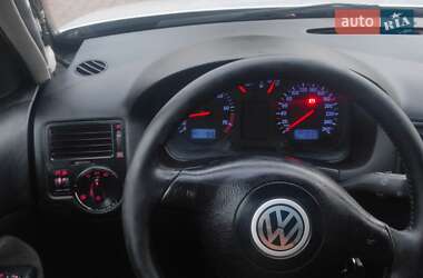 Седан Volkswagen Bora 1999 в Першотравенську
