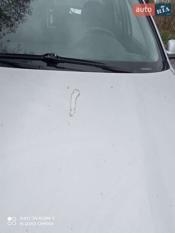 Седан Volkswagen Bora 2004 в Киеве фото 5 Седан Volkswagen Bora 2004 в Киеве