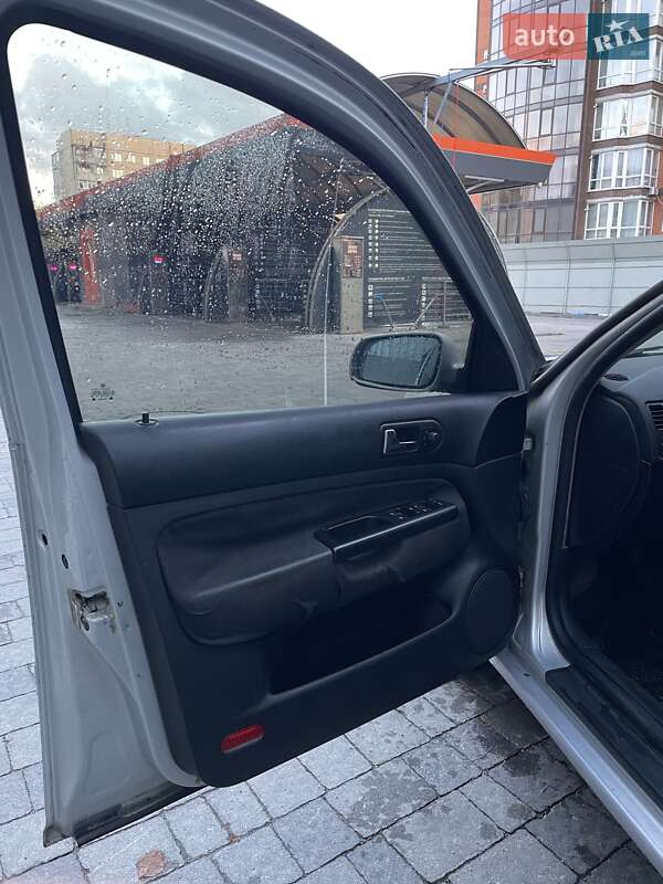 Седан Volkswagen Bora 1999 в Львове фото 15 Седан Volkswagen Bora 1999 в Львове