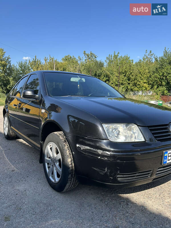 Седан Volkswagen Bora 2003 в Кременчуці