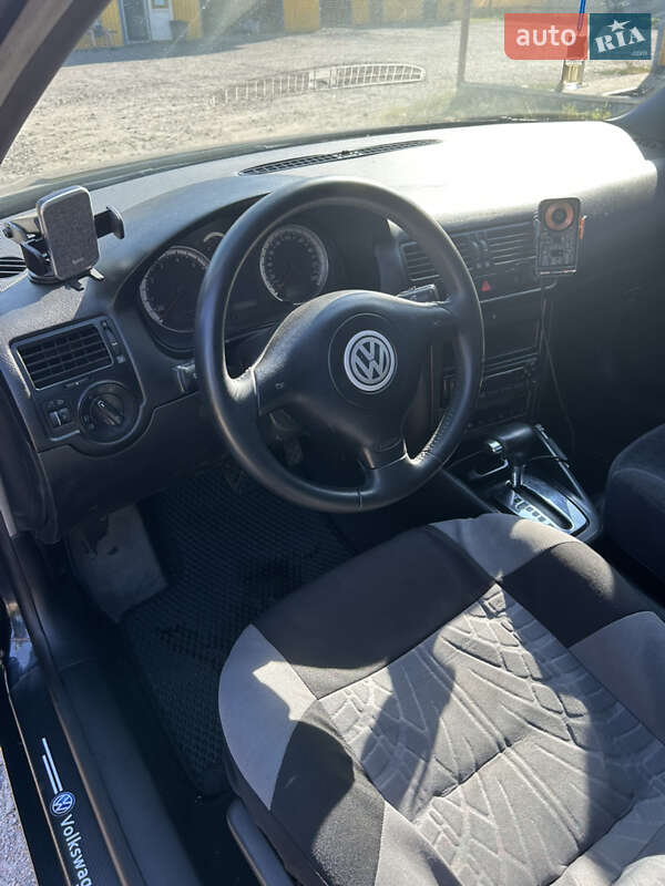 Седан Volkswagen Bora 2003 в Кременчуці