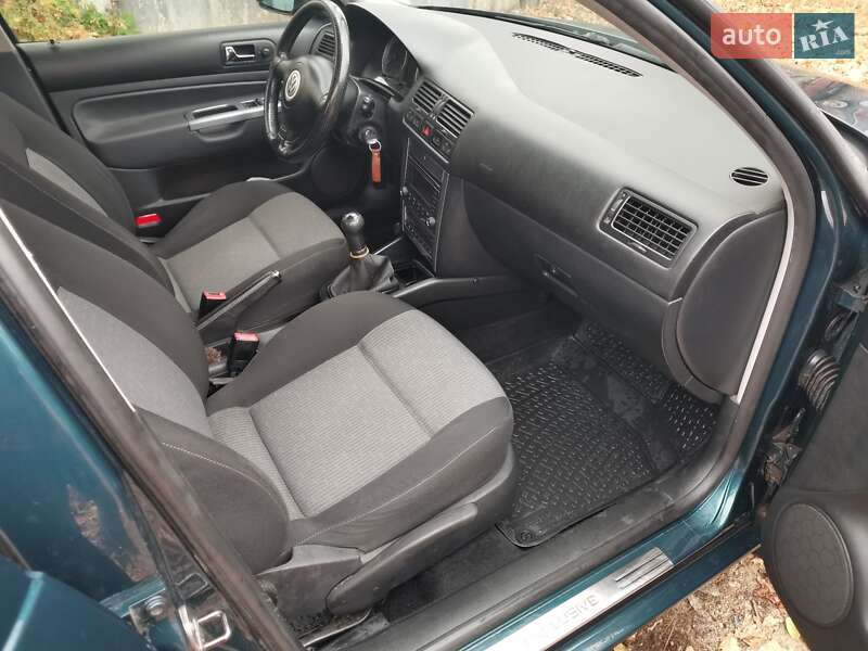 Седан Volkswagen Bora 2003 в Виннице